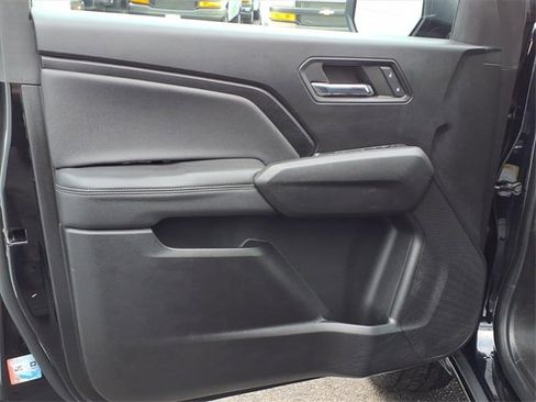 Used 2023 Chevrolet Colorado LT w/ LT Convenience Package II image 10