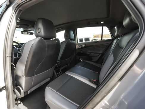 Used 2023 Volkswagen ID.4 Pro S AWD/4WD image 31