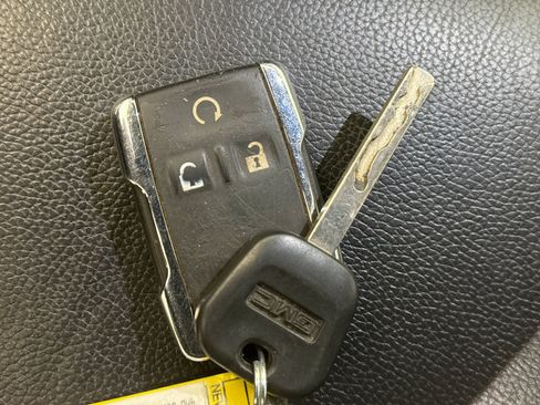 Used 2018 GMC Sierra 1500 SLT w/ SLT Premium Package image 10