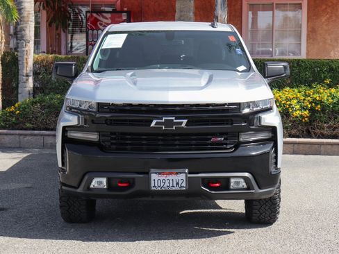 Used 2020 Chevrolet Silverado 1500 LT Trail Boss w/ Convenience Package image 3