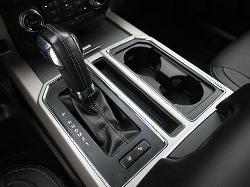 Used 2015 Ford F150 Lariat w/ Equipment Group 502A Luxury image 32