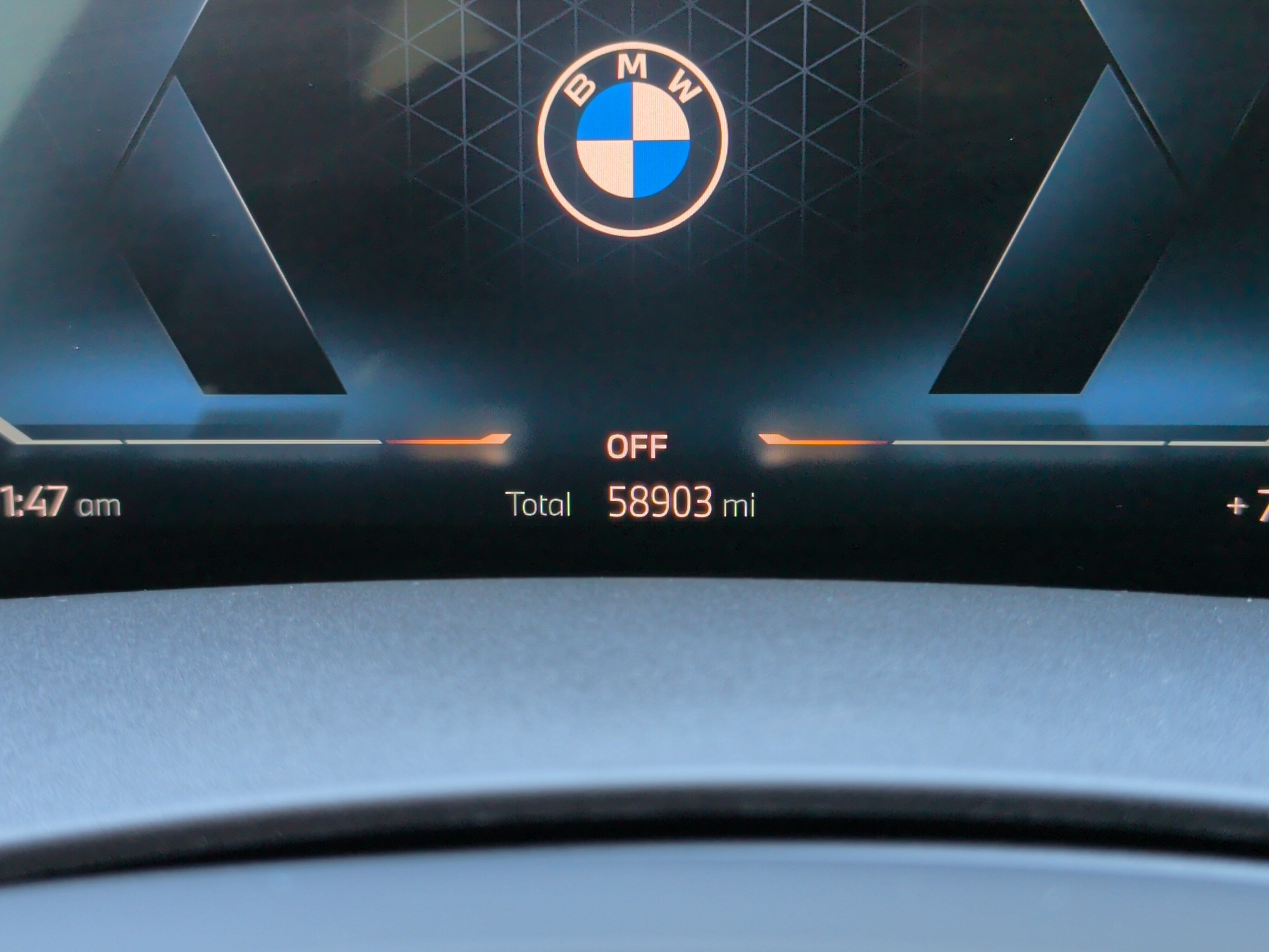 Used 2023 BMW X7 xDrive40i w/ M Sport Package AWD/4WD image 15