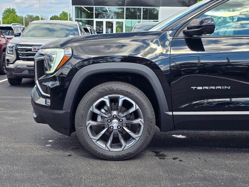 New 2026 GMC Terrain Elevation w/ Elevation Premium Package AWD/4WD image 32