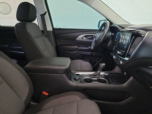 Used 2019 Chevrolet Traverse LT FWD image 21