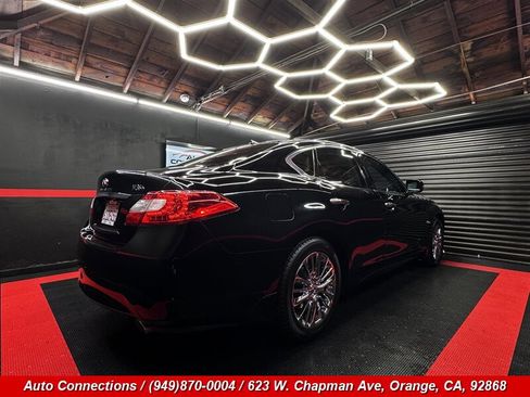 Used 2012 INFINITI M35 w/ Deluxe Touring Pkg image 3