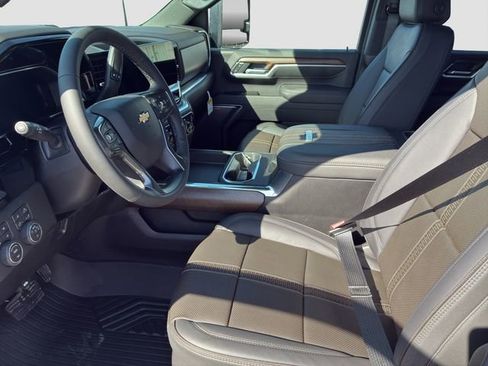 New 2026 Chevrolet Silverado 3500 High Country w/ High Country Premium Package image 23