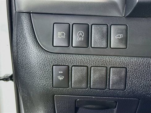 Certified 2019 Toyota Highlander XLE AWD/4WD image 21