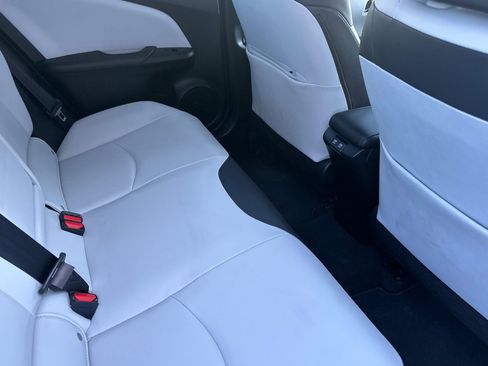 Used 2020 Toyota Prius Limited image 16