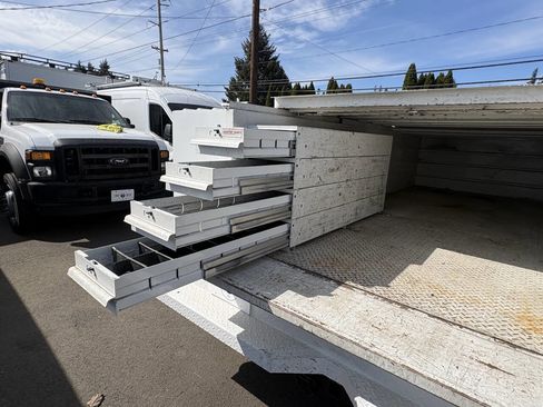 Used 2009 Chevrolet Silverado 3500 W/T image 11