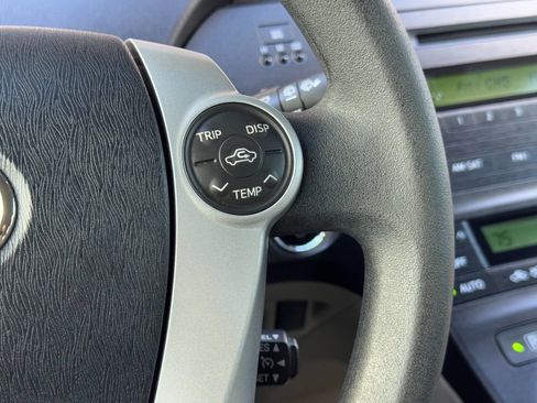 Used 2011 Toyota Prius Three image 30