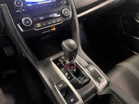 Used 2020 Honda Civic LX image 29