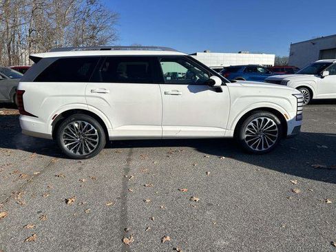 New 2026 Hyundai Palisade Calligraphy image 2