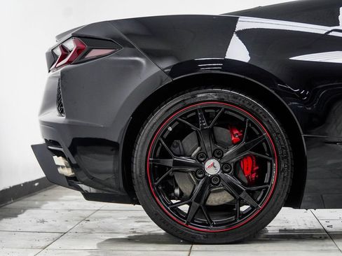 Used 2022 Chevrolet Corvette Stingray Coupe w/ 1LT RWD image 8