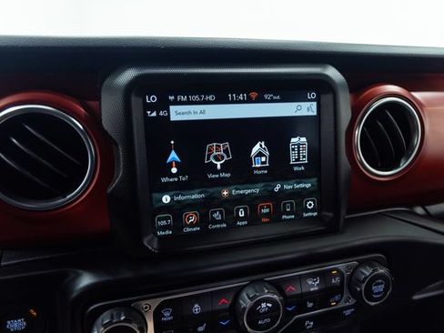 Used 2023 Jeep Wrangler Unlimited Rubicon w/ LED Lighting Group AWD/4WD image 15