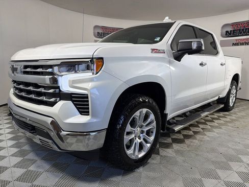 Used 2023 Chevrolet Silverado 1500 LTZ image 8