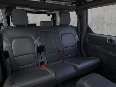 New 2026 Ford Bronco Outer Banks image 11