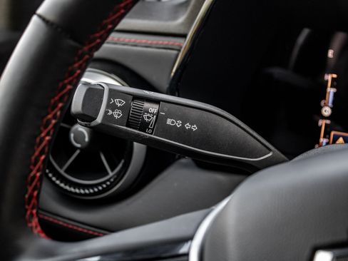 Used 2023 Chevrolet Colorado Z71 w/ Z71 Convenience Package 2 image 26