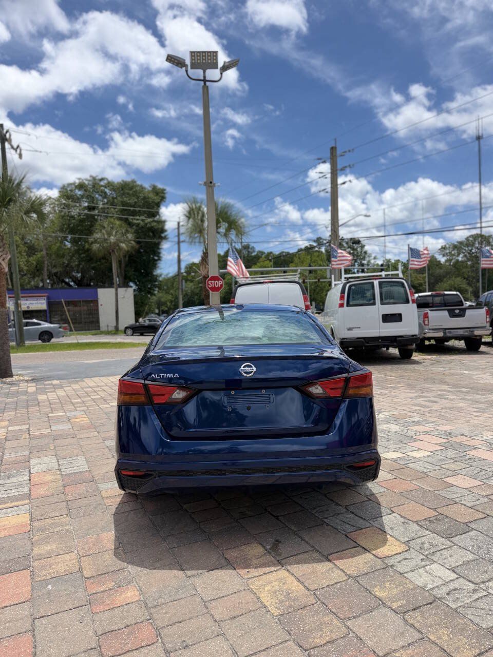 Used 2019 Nissan Altima 2.5 S FWD image 8