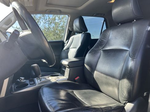 Used 2010 Toyota 4Runner Limited image 11