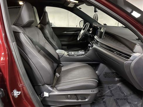 Used 2025 INFINITI QX60 Autograph w/ Cargo Package image 18