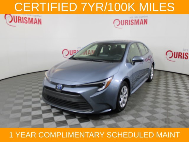 Used 2025 Toyota Corolla LE FWD image 2