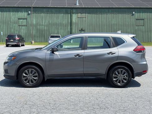 Used 2018 Nissan Rogue S AWD/4WD image 5
