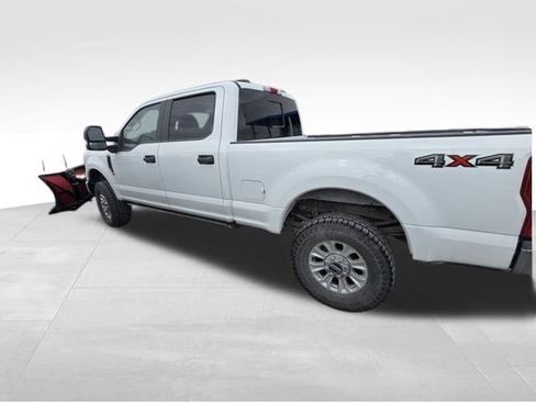 Used 2022 Ford F250 XL w/ STX Appearance Package image 9