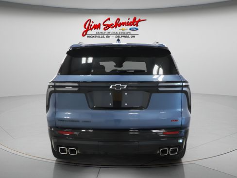 Used 2025 Chevrolet Traverse RS w/ LPO, Floor Liner Package AWD/4WD image 5
