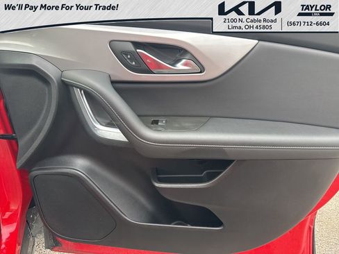 Used 2023 Chevrolet Blazer LT image 28