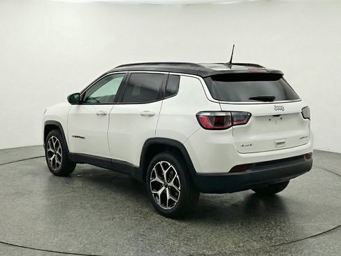 Used 2025 Jeep Compass Limited AWD/4WD image 6