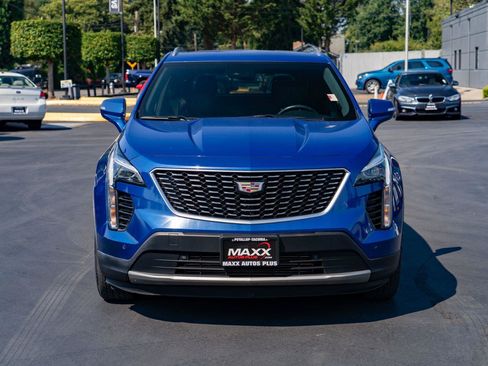 Used 2022 Cadillac XT4 Premium Luxury w/ Safety Alert Package AWD/4WD image 3