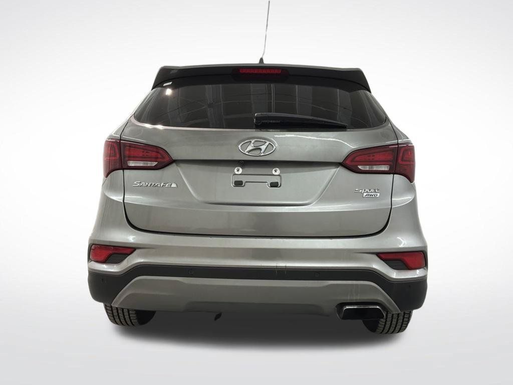 Used 2018 Hyundai Santa Fe Sport w/ 2.4L Tech Package 04 AWD/4WD image 22