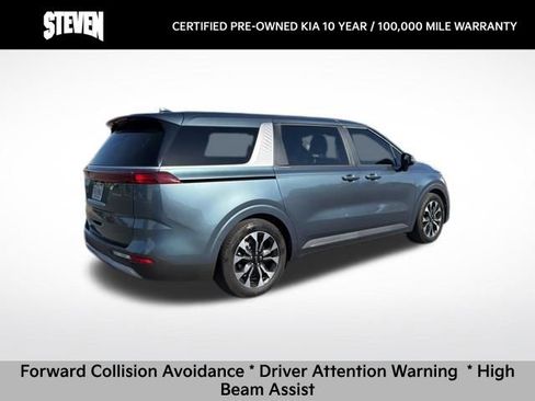 Used 2023 Kia Carnival EX FWD image 6