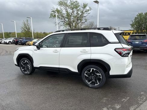 New 2026 Subaru Forester Premium image 7