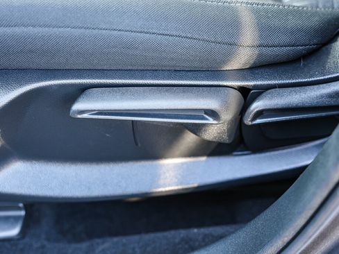 Used 2024 Honda HR-V LX image 11