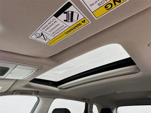 Used 2023 Honda CR-V EX image 17