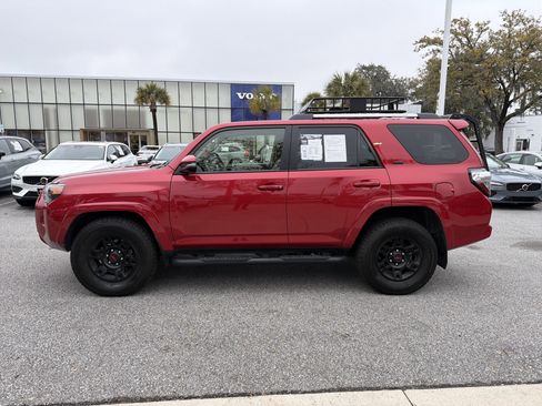 Used 2022 Toyota 4Runner SR5 Premium w/ Moonroof Package image 7
