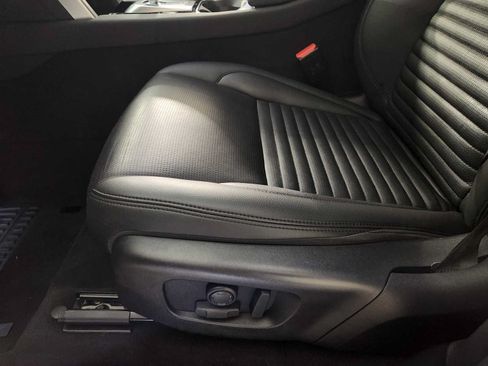Used 2023 Land Rover Discovery Sport S AWD/4WD image 24