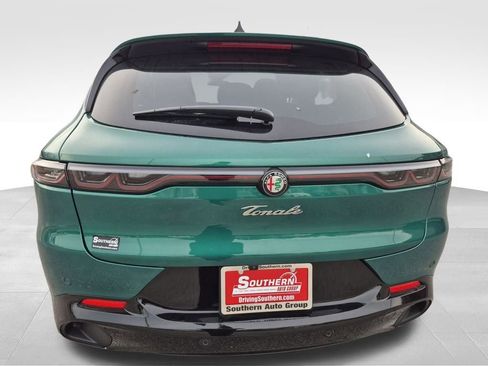 New 2025 Alfa Romeo Tonale w/ Premium Package image 5