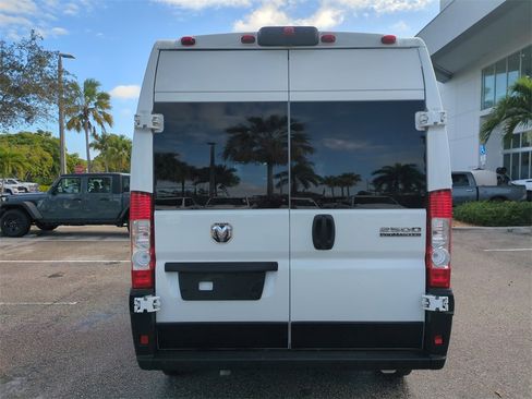 Used 2023 RAM ProMaster 2500 image 6