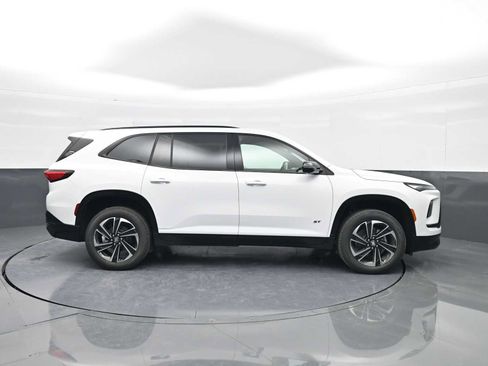 New 2026 Buick Enclave Sport Touring w/ Power Package image 9