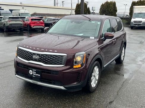 Used 2021 Kia Telluride LX image 3