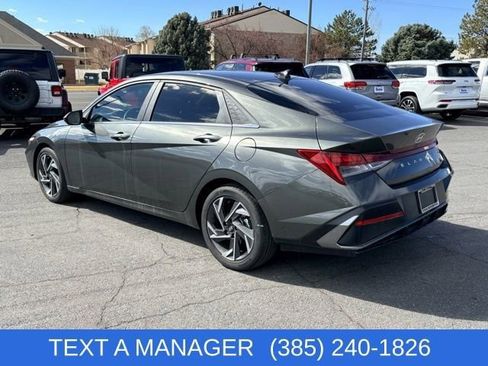 Used 2024 Hyundai Elantra SEL w/ Convenience Package image 6