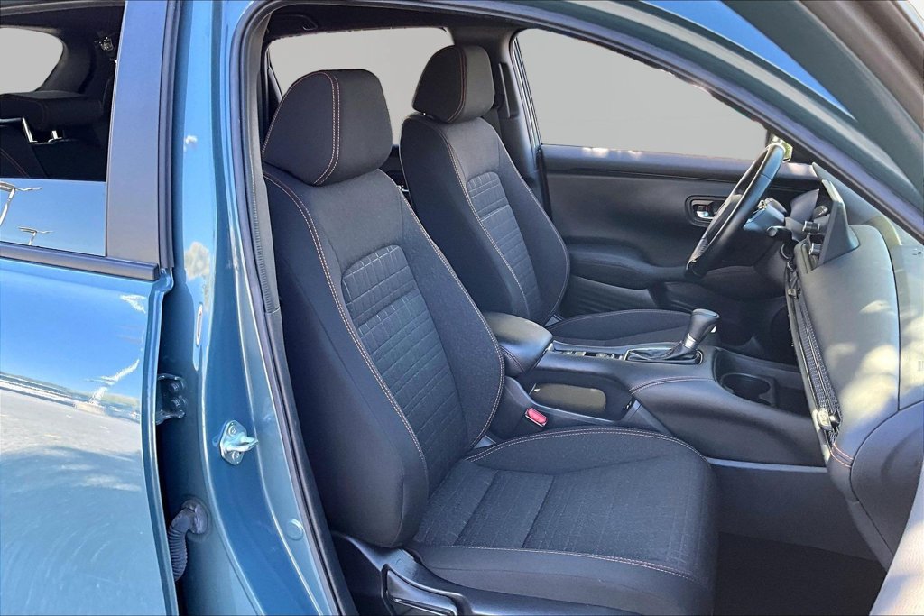 Used 2025 Honda HR-V Sport image 19