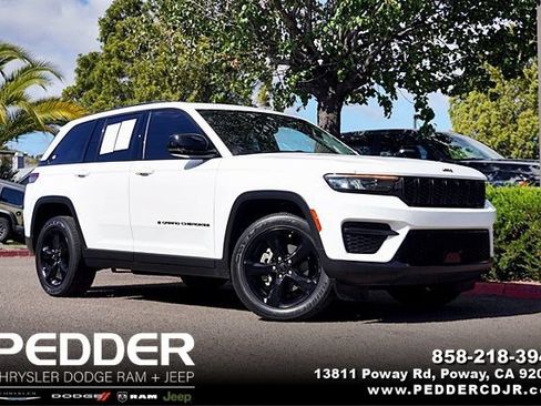 Used 2023 Jeep Grand Cherokee Altitude AWD/4WD image 1