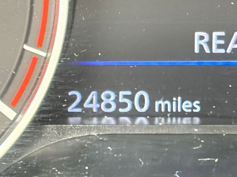 Used 2025 Nissan Altima 2.5 SV image 36