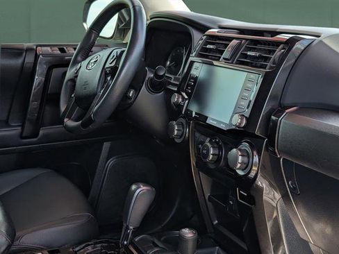 Used 2021 Toyota 4Runner Venture AWD/4WD image 33