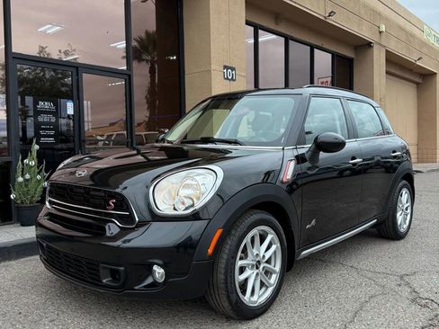 Used 2015 MINI Cooper Countryman S image 3