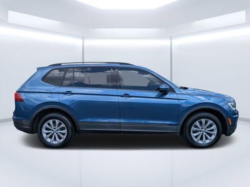 Used 2018 Volkswagen Tiguan S FWD image 2