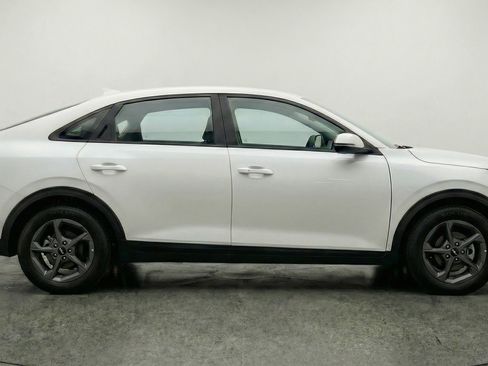 Used 2025 Kia K4 FWD image 11